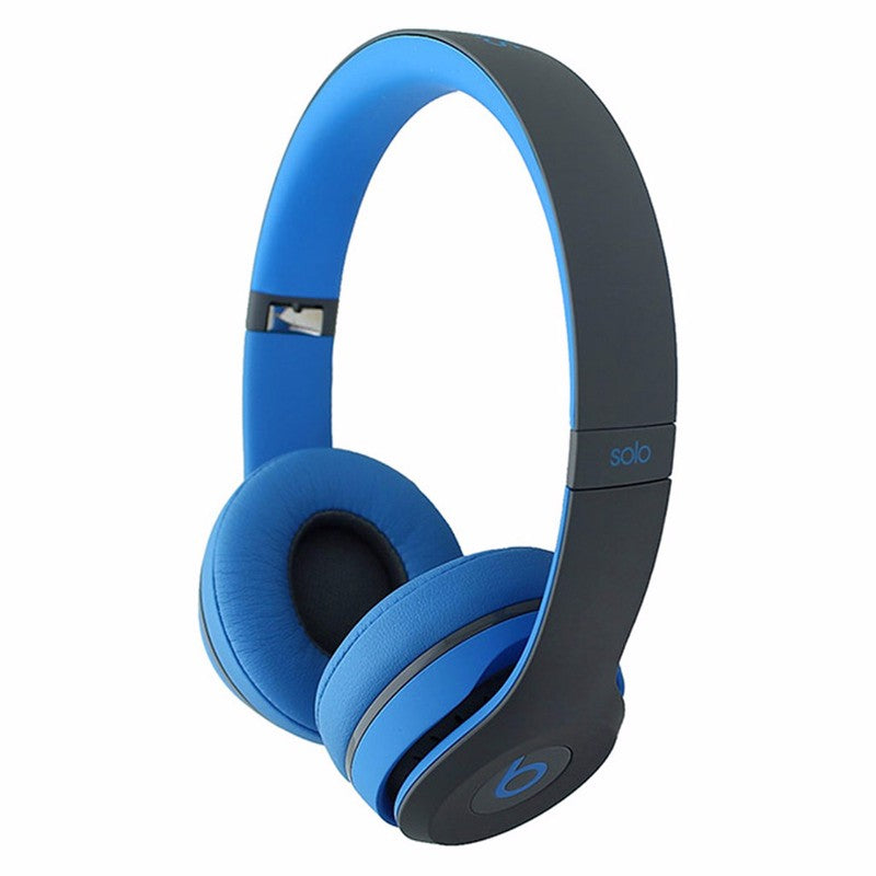 Beats by Dr. cheapest Dre Beats Solo2 Wireless in blue