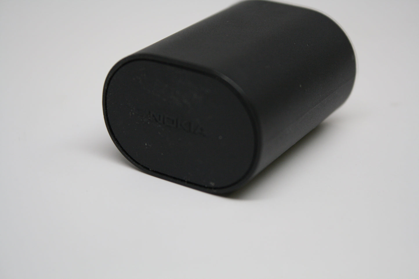 Nokia (AC - 50U) Wall Charger / Travel Adapter for USB Devices - Black Cell Phone - Cables & Adapters Nokia - Simple Cell Bulk Wholesale Pricing - USA Seller