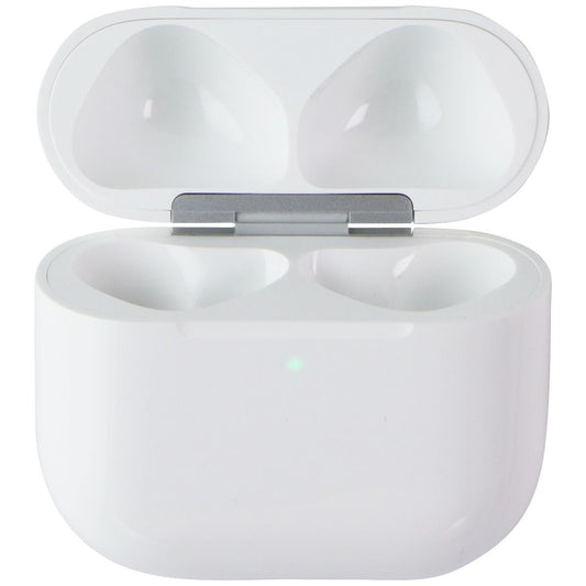 Apple AirPods (4th Generation) USB-C Charging Case - CASE ONLY - White (A3058)