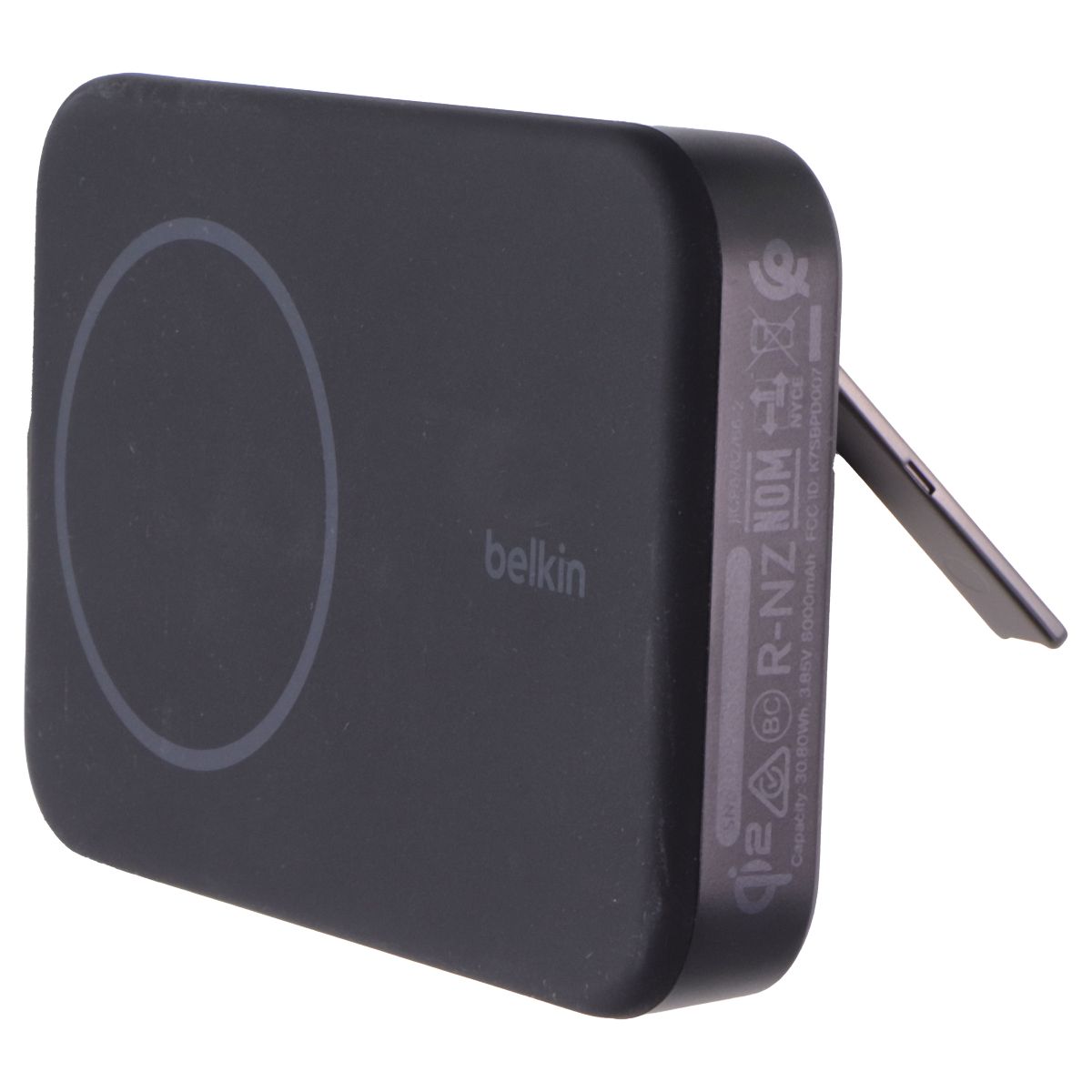 Belkin BoostCharge Pro Magnetic Power Bank (BPD007) 8000 mAh - Black Cell Phone - Chargers & Cradles Belkin - Simple Cell Bulk Wholesale Pricing - USA Seller