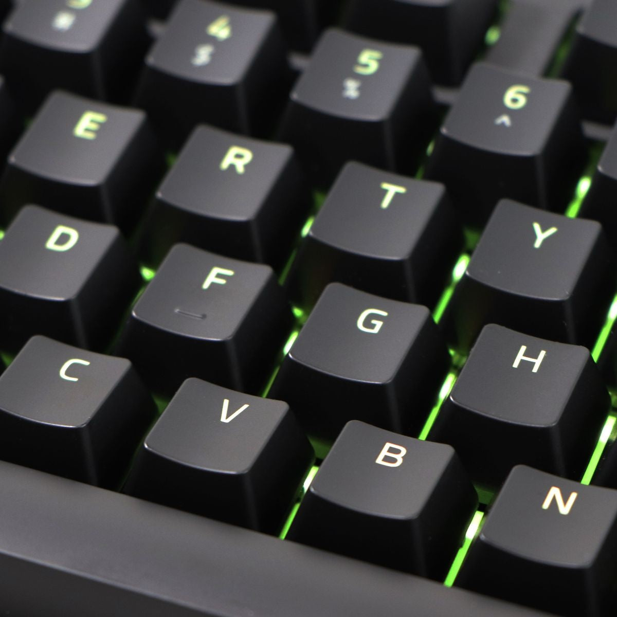 Razer BlackWidow TE Chroma V2 Mechanical Keyboard Green Switches - Classic Black Gaming/Console - Keyboards & Keypads Razer    - Simple Cell Bulk Wholesale Pricing - USA Seller