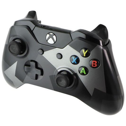 Xbox One Special Edition Covert Forces Wireless Controller (1697) Gaming/Console - Controllers & Attachments Microsoft    - Simple Cell Bulk Wholesale Pricing - USA Seller