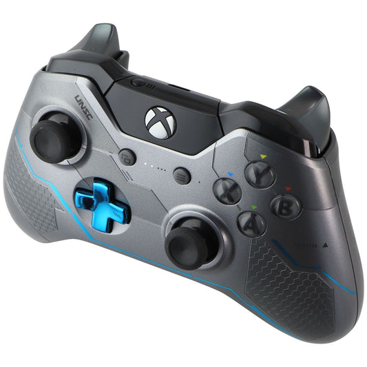 Microsoft Xbox One Limited Edition Halo 5 Guardians Wireless Controller 1697 Gaming/Console - Controllers & Attachments Microsoft    - Simple Cell Bulk Wholesale Pricing - USA Seller